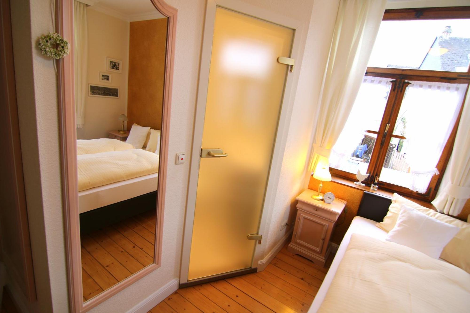 Ferienweingut Hausmann Guest house