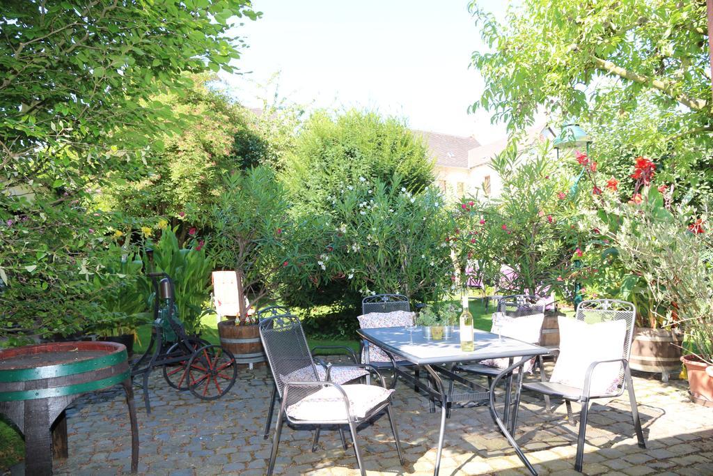 Ferienweingut Hausmann Guest house